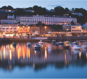 A GREAT BRITISH HOLIDAY IN THE ENGLISH RIVIERA