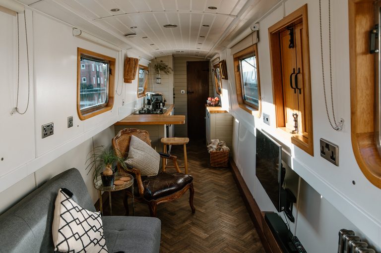Boutique Narrowboats: A luxury canal boat experience