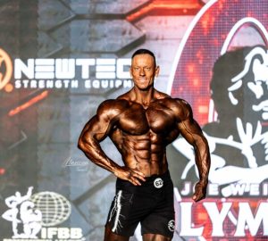 The Ashby Athlete Who Reached Bodybuilding’s ‘Everest’