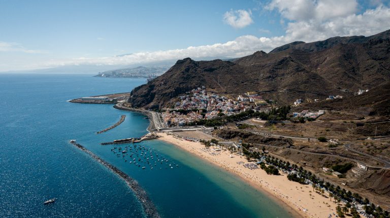 Tenerife Uncovered: Your Ultimate Guide to Sun, Sea, and Adventure